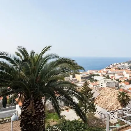 Old Town View - One Bedroom With Balcony And Sea View - A 2 2 Romantic アパート ドゥブロブニク